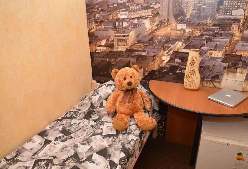 Teddy Hostel