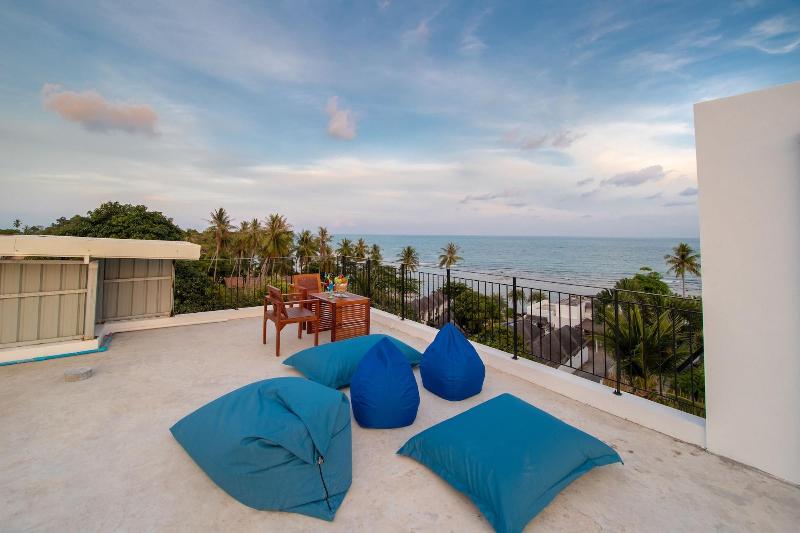 فندق صغير The Rock Samui Poshtel Lamai Beach