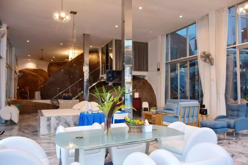 Retkeilymaja The Rock Samui Poshtel Lamai Beach