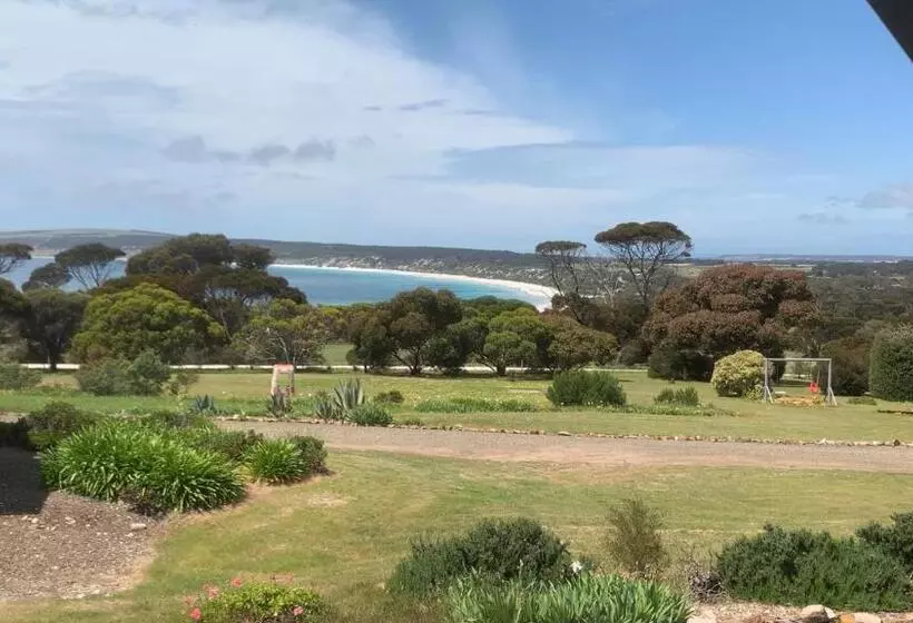 Emu Bay Holiday Homes