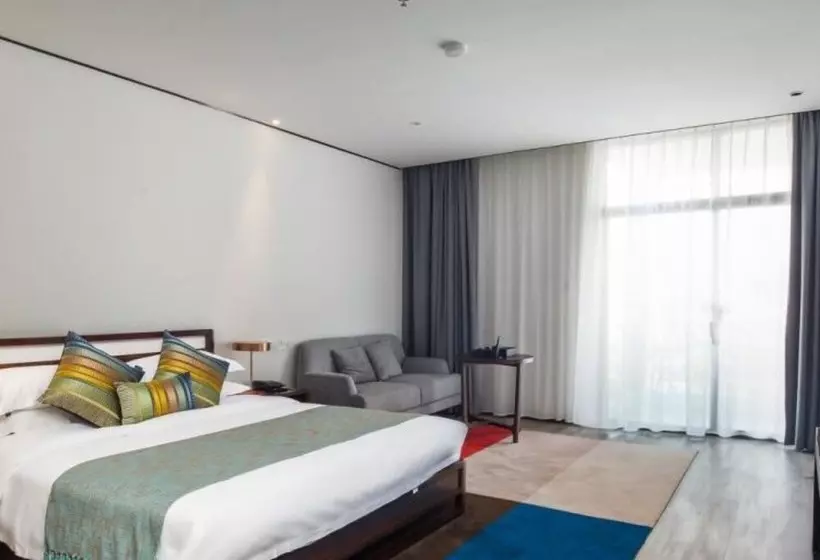 Floral Hotel Yangshuo Xiaozhuxiangxie