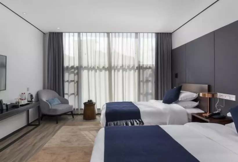 Floral Hotel Yangshuo Xiaozhuxiangxie