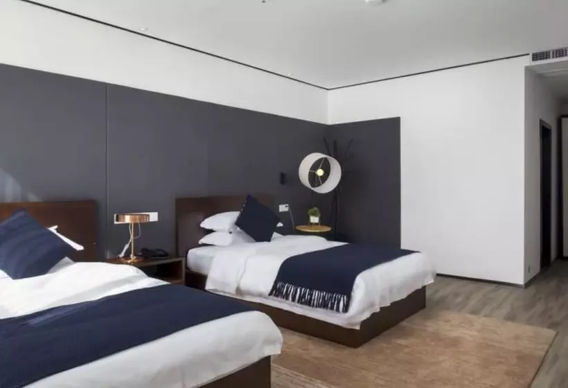 Floral Hotel Yangshuo Xiaozhuxiangxie