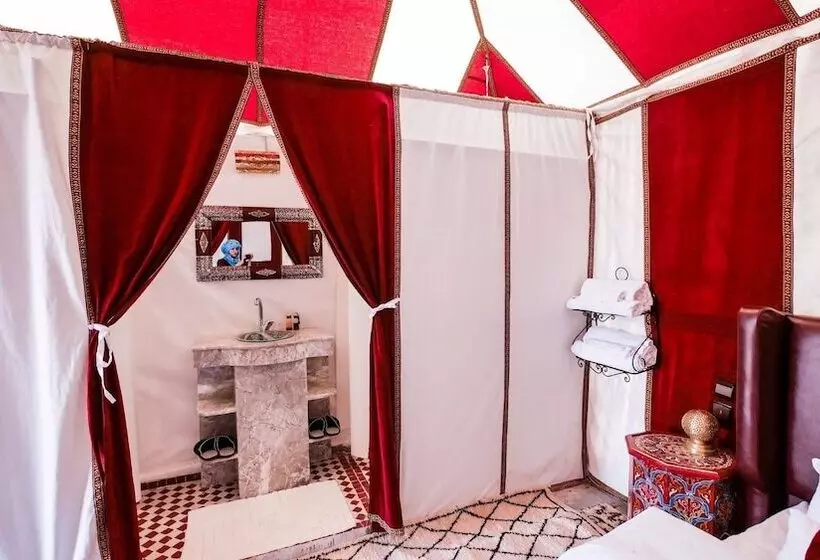هتل Sahara Magic Luxury Camp