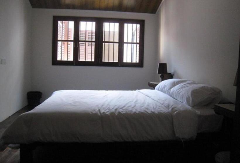 פנסיון Armenian House