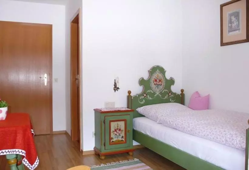 ペンション Gästehaus Bavaria