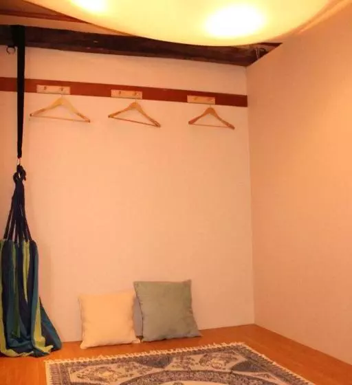 Majatalo Guest House Holoholo Ishigakijima