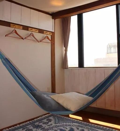 Majatalo Guest House Holoholo Ishigakijima