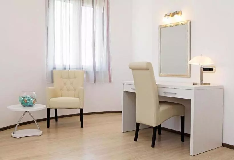 پانسیون Villa Nera