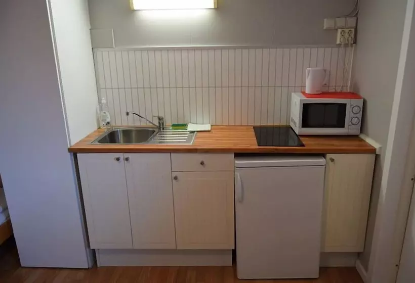 Retkeilymaja Lundhøgda Camping Og Motell