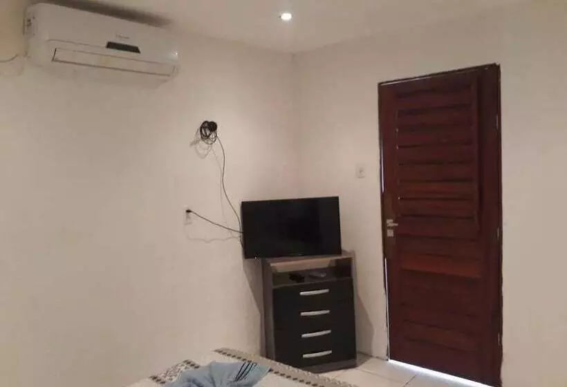 مسافرخانه Pousada Beach House
