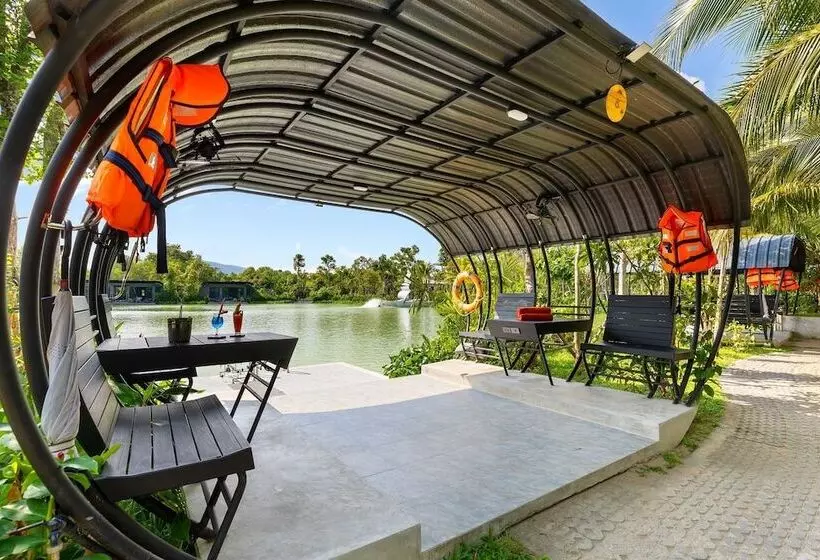 Hotelli Fishing Park Samui