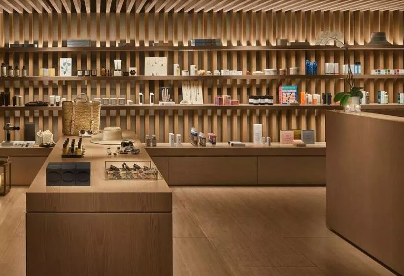 Hotelli The West Hollywood Edition