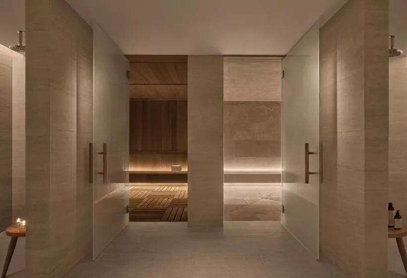 Hotelli The West Hollywood Edition