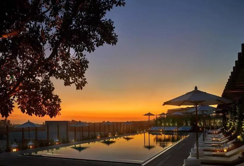 Hotelli The West Hollywood Edition