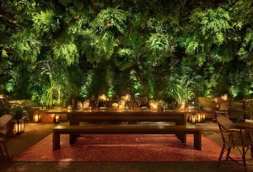 Hotelli The West Hollywood Edition