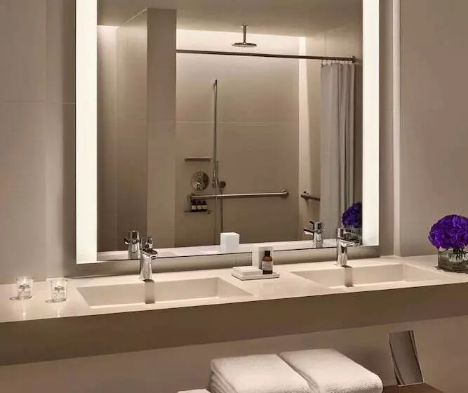 Hotelli The West Hollywood Edition