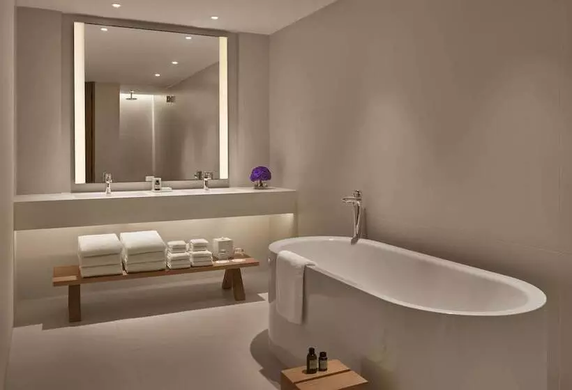 Hotelli The West Hollywood Edition