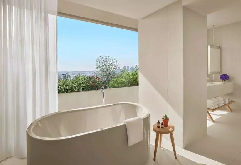 Hotelli The West Hollywood Edition