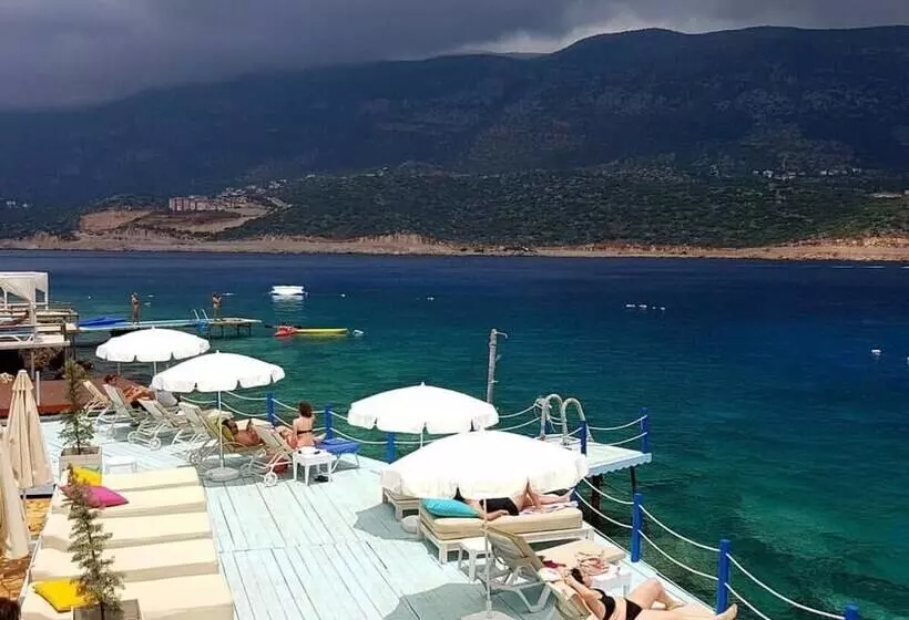 Merla Kas Villa Otelleri