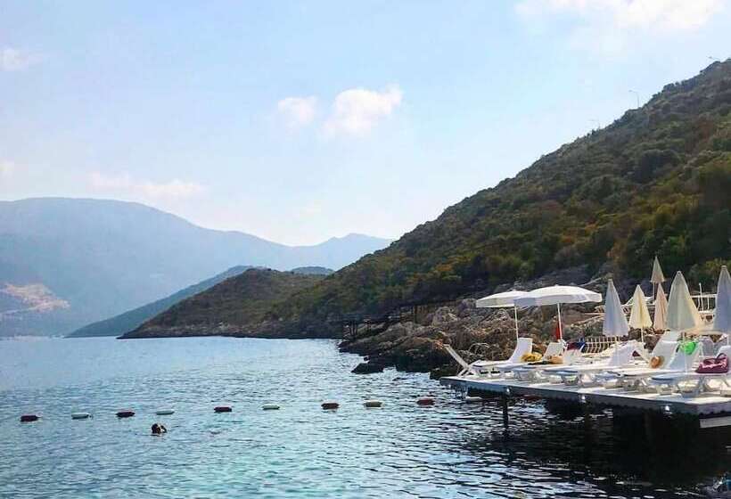 Merla Kas Villa Otelleri