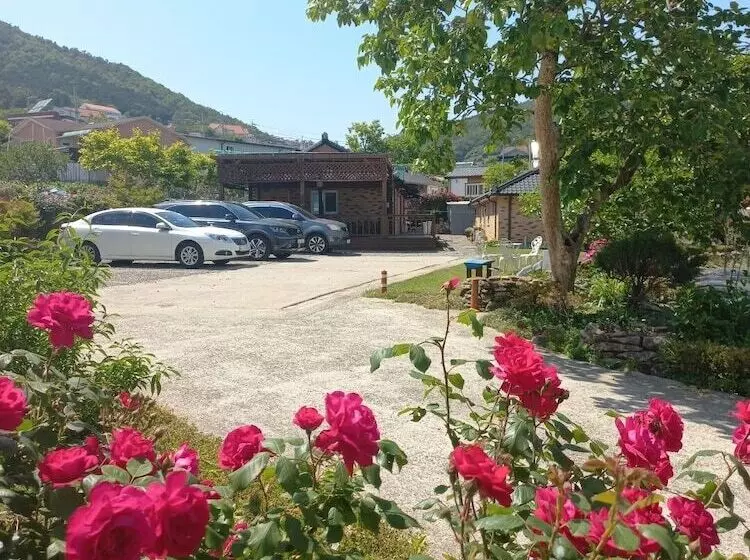 Namhae Gagopa Pension