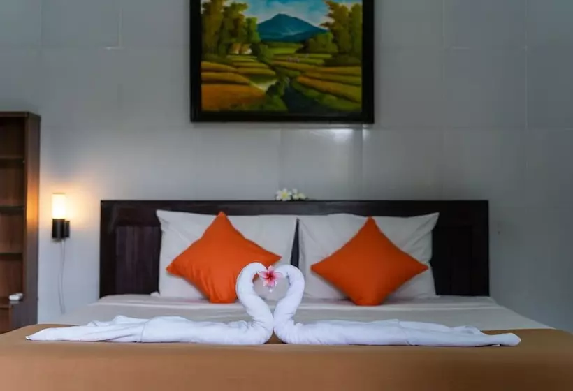 پانسیون Mega Cahya Bungalow