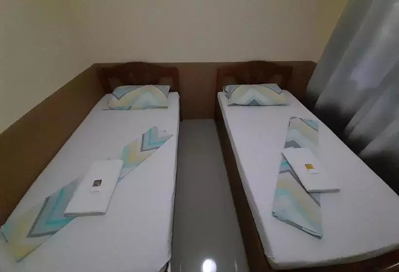 Diakopes Inn  Hostel