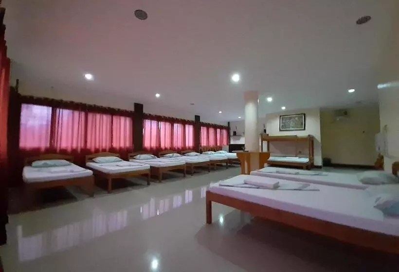 Diakopes Inn  Hostel