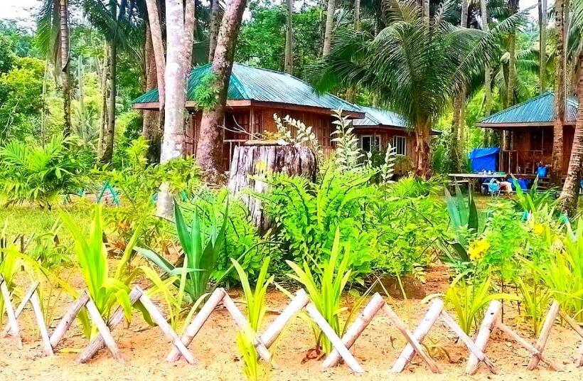 Hotelli Arkadia Eco Resort Underground River