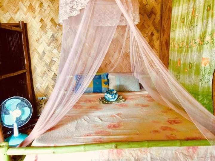 Hotelli Arkadia Eco Resort Underground River