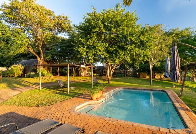 Hotel Crocodile Bridge Safari Lodge