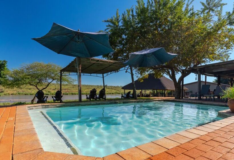 Hotel Crocodile Bridge Safari Lodge