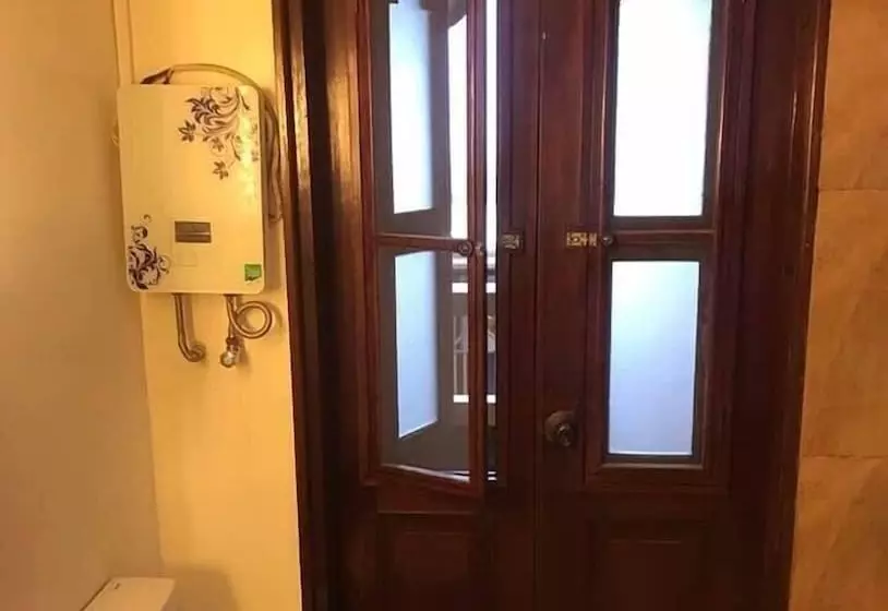 Majatalo F8 Inn   Formerly F8 Bed & Breakfast