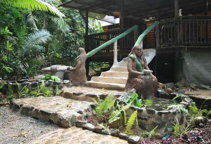 Rainforest Hideaway