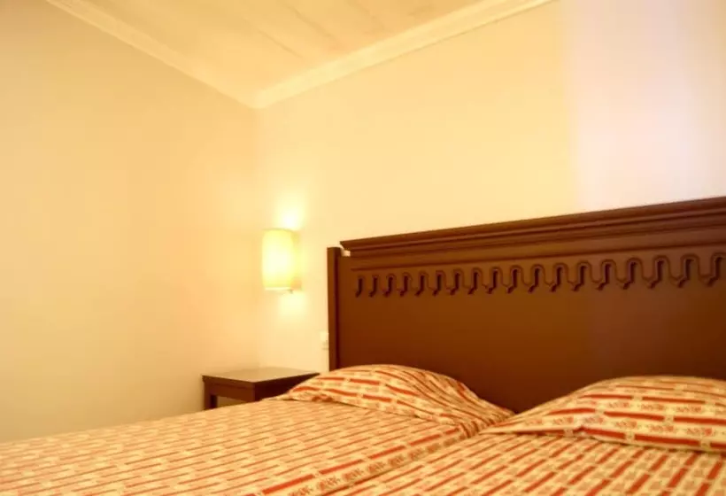 Villa With 3 Bedrooms In Torre De Moncorvo, With Wonderful Mountain View, Pool Access And Enclosed G