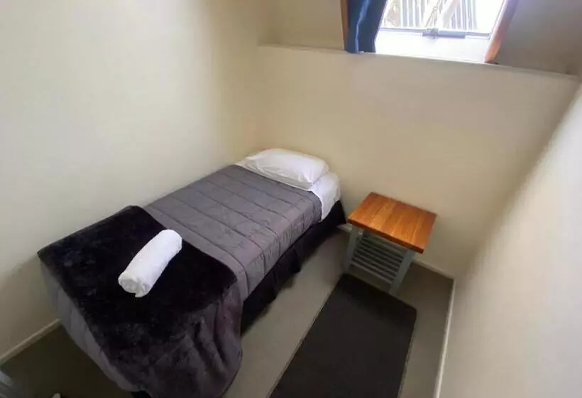 Mountain Chalets Motel