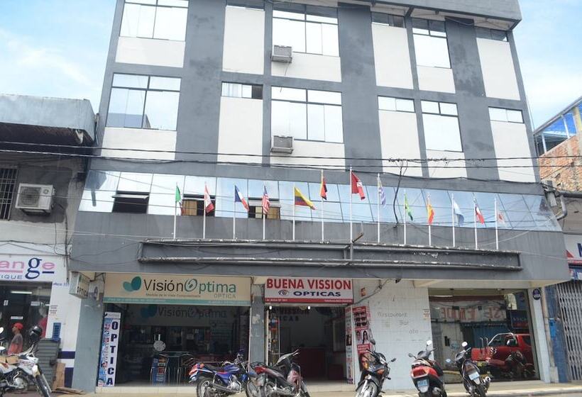 Amazon Green Hotel   Hostel