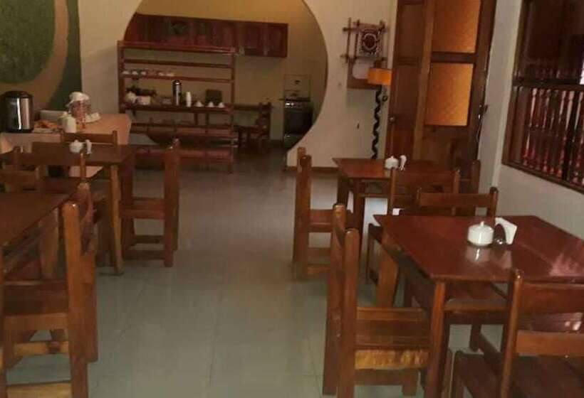 Amazon Green Hotel   Hostel