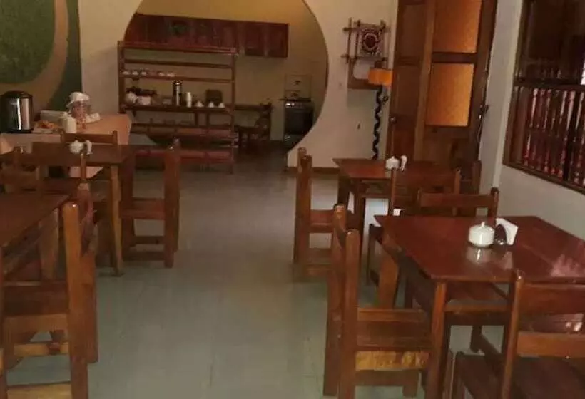 Amazon Green Hotel   Hostel