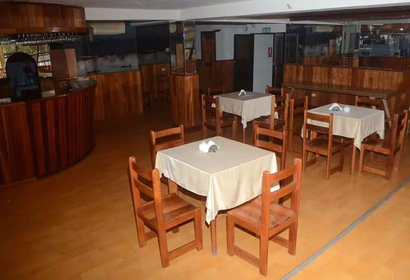 Amazon Green Hotel   Hostel