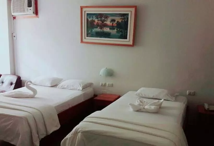 Amazon Green Hotel   Hostel