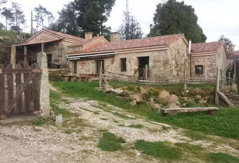 Bed & Breakfast A Lonquexa Do Gañán