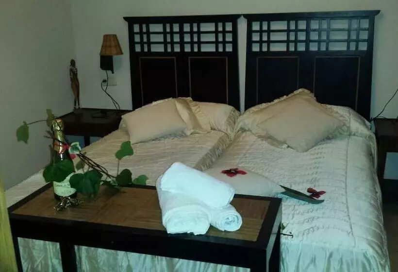 Bed & Breakfast A Lonquexa Do Gañán