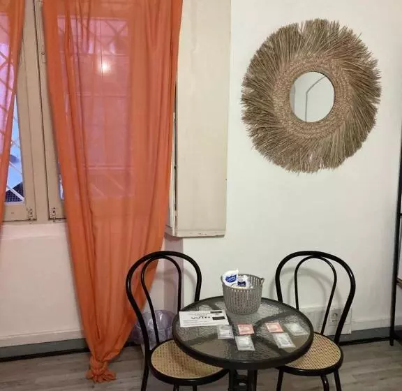 تختخواب و صبحانه Guest House Roma