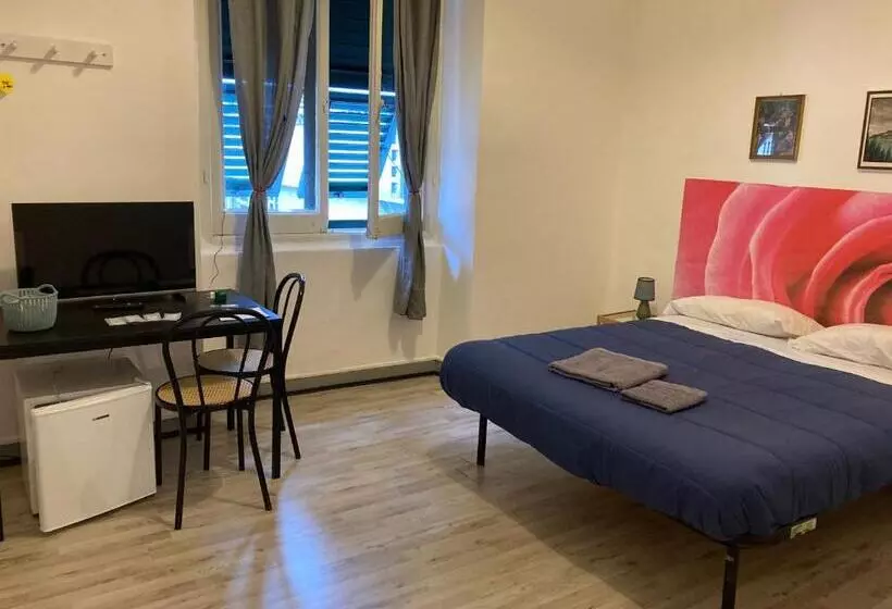 تختخواب و صبحانه Guest House Roma