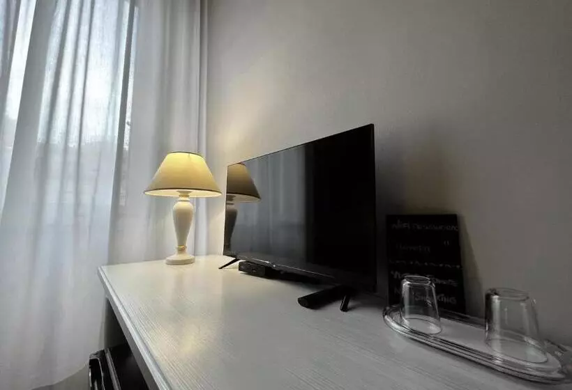 هتل Genova Liberty