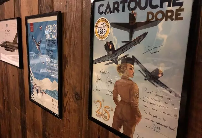 ホテル Hôtel Restaurant La Croix Jean Claude