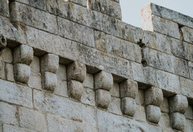 هتل Torre De Tebra