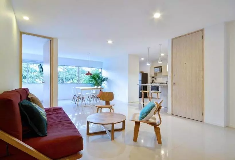 Manila House
